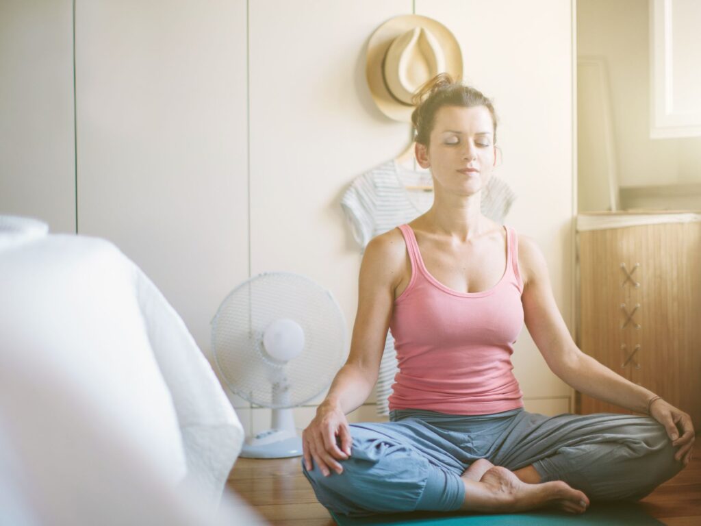 5 Ways Technology Can Help You Practise Yoga and Meditation in the Comfort of Home